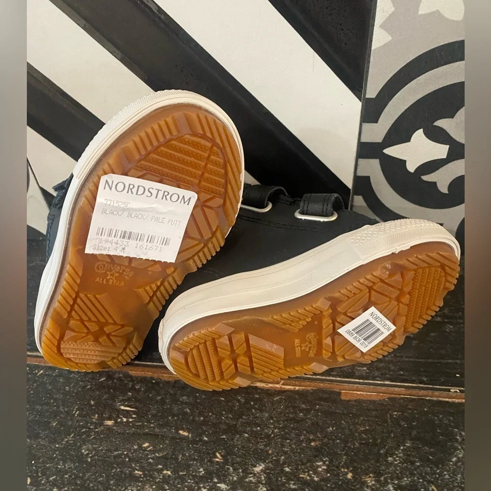 CONVERSE 
